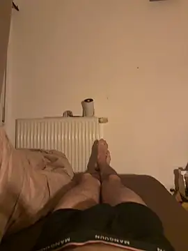 Snapshot of Yves1999 chatting on March 2025 04:43:01 AM Yves1999 online show from March 2025 04:43:01 AM