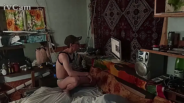 PrimordialChill6 online show from May 2026 04:09:02 PM
