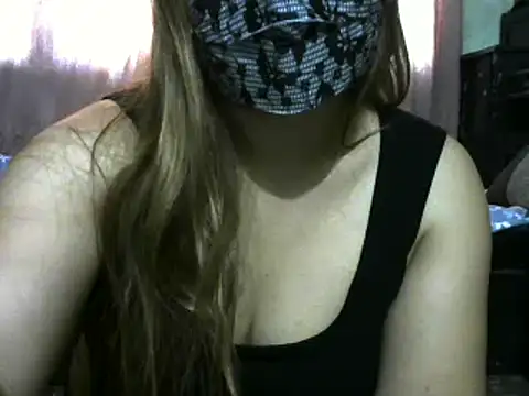 Snapshot of cute_kuku chatting on March 2025 02:51:01 AM cute kuku online show from March 2025 02:51:01 AM