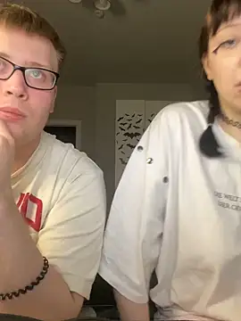 JayMollyy online show from June 2026 06:08:01 PM
