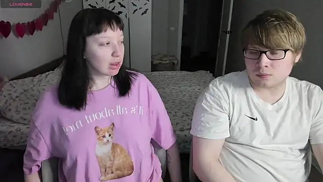 JayMollyy online show from May 2026 06:11:02 PM
