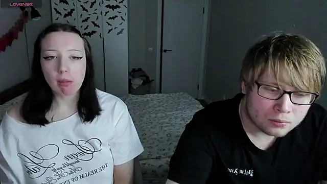 JayMollyy online show from April 2026 06:58:02 PM