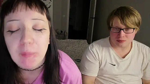 JayMollyy online show from May 2026 05:49:01 PM