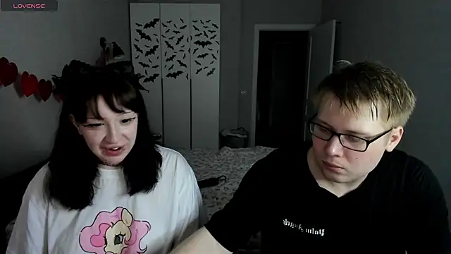 JayMollyy online show from July 2026 03:59:01 PM