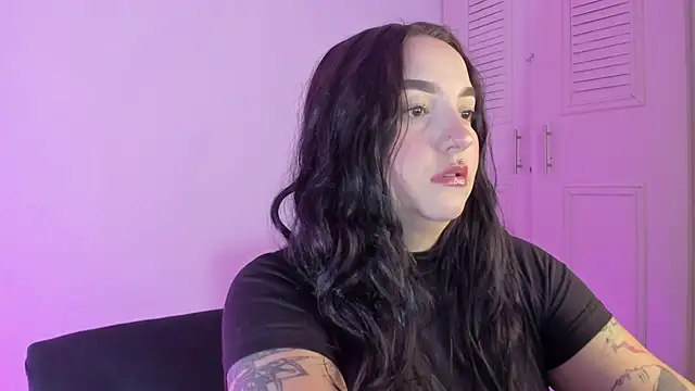 Celestte online show from October 2025 07:32:02 AM