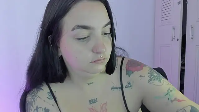 Celestte online show from October 2025 04:31:02 PM