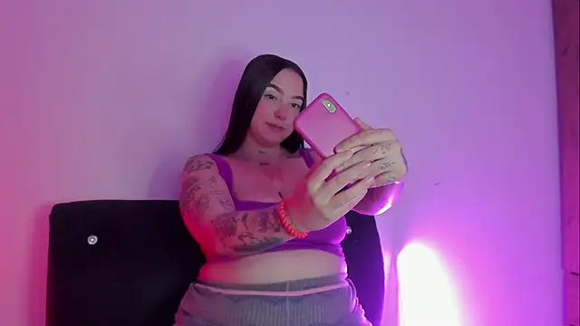 Celestte online show from April 2026 04:06:01 AM