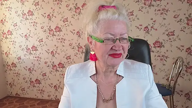 Maya Mayflower online show from October 2025 04:03:01 AM