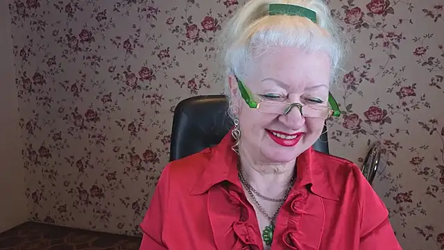 Maya Mayflower online show from December 2025 04:08:01 AM