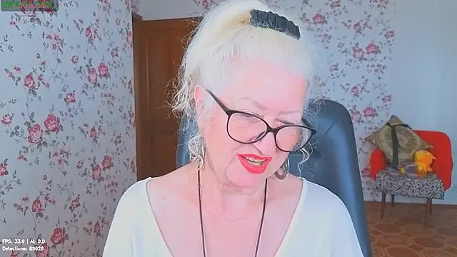 Snapshot of Maya_Mayflower chatting on July 2026 04:19:01 AM Maya Mayflower online show from July 2026 04:19:01 AM
