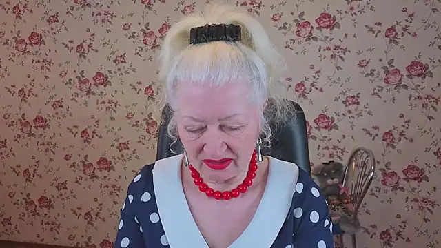 Maya Mayflower online show from April 2026 03:13:01 AM