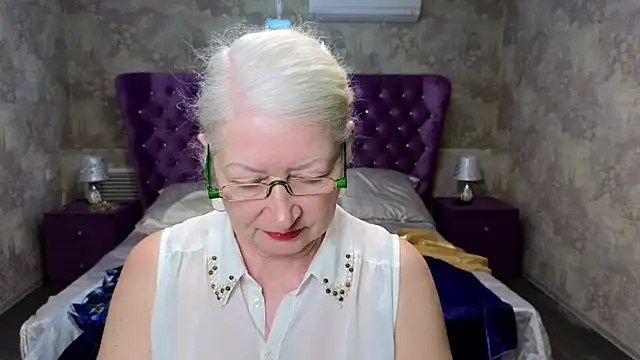 Maya Mayflower online show from March 2025 09:01:02 AM