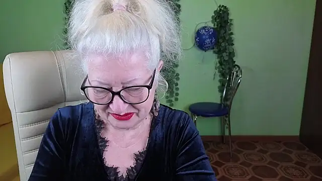 Maya Mayflower online show from September 2025 04:30:01 AM