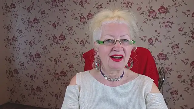 Maya Mayflower online show from October 2025 04:03:01 AM