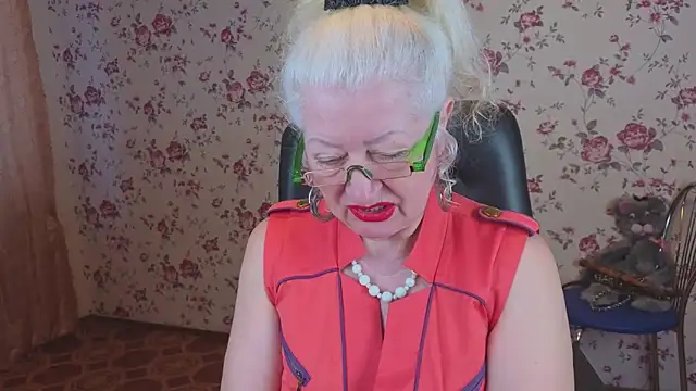 Maya Mayflower online show from April 2026 03:24:02 AM