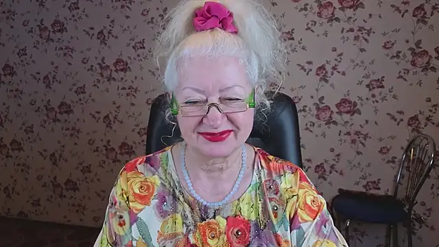 Maya Mayflower online show from December 2025 04:48:02 AM