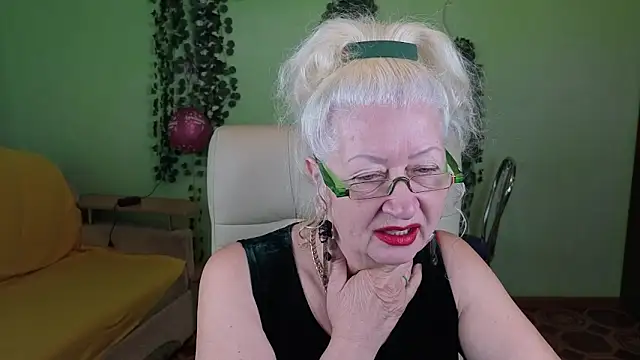 Maya Mayflower online show from September 2025 04:40:02 AM