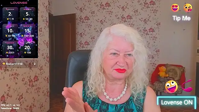 Snapshot of Maya_Mayflower chatting on June 2026 03:33:02 AM Maya Mayflower online show from June 2026 03:33:02 AM