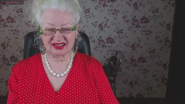 Maya Mayflower online show from April 2026 03:08:01 AM