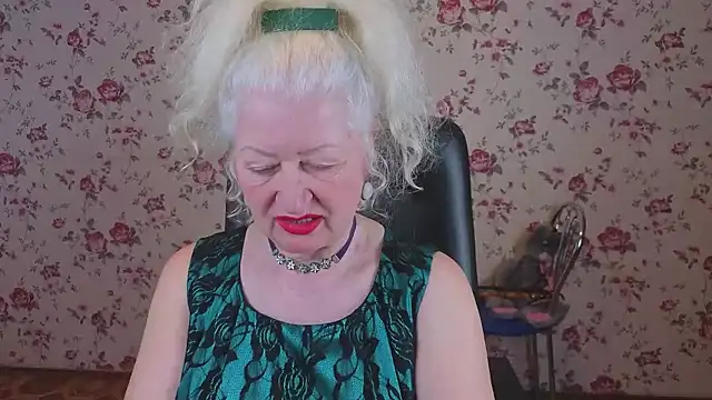 Maya Mayflower online show from April 2026 03:22:01 AM