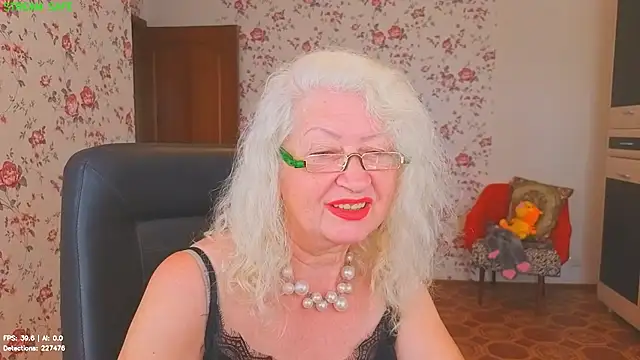 Snapshot of Maya_Mayflower chatting on June 2026 05:12:01 AM Maya Mayflower online show from June 2026 05:12:01 AM