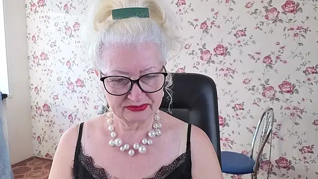 Maya Mayflower online show from September 2025 04:02:01 AM