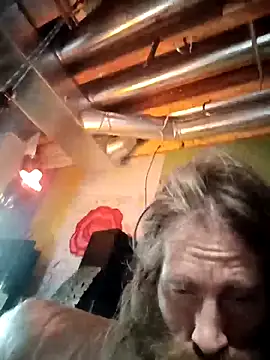 Snapshot of SirJonBradley chatting on October 2025 09:41:01 AM SirJonBradley online show from October 2025 09:41:01 AM