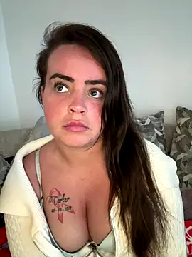 Snapshot of Sophie_23XX chatting on October 2025 02:51:01 PM Sophie 23XX online show from October 2025 02:51:01 PM