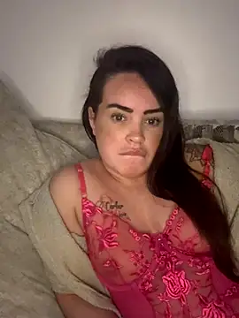 Sophie 23XX online show from November 2025 05:12:01 PM