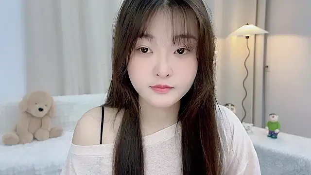 Snapshot of Cartier-176 chatting on March 2025 01:46:02 PM Cartier-176 online show from March 2025 01:46:02 PM