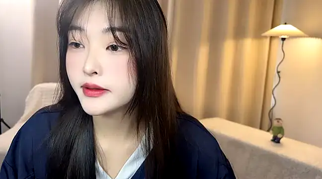 Snapshot of Cartier-176 chatting on March 2025 01:47:01 AM Cartier-176 online show from March 2025 01:47:01 AM