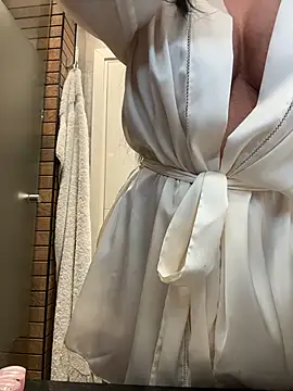 Vanessao1 online show from April 2026 06:59:02 AM