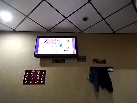 karlossan24 online show from February 2026 09:36:01 PM