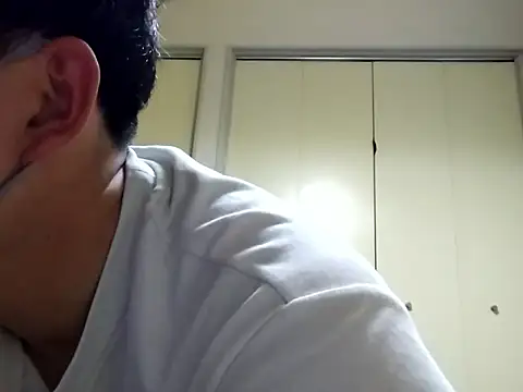 Snapshot of taaaaaa- chatting on January 2026 11:05:02 AM taaaaaa- online show from January 2026 11:05:02 AM