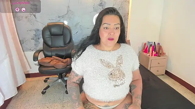 violeta delavega1 online show from October 2025 04:05:02 AM