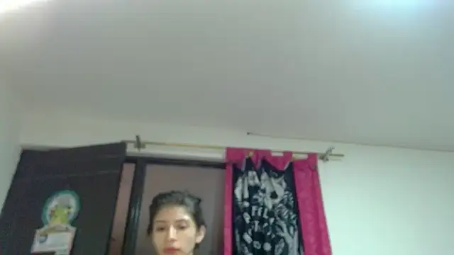 KratosAfroditacs online show from December 2025 04:44:01 PM