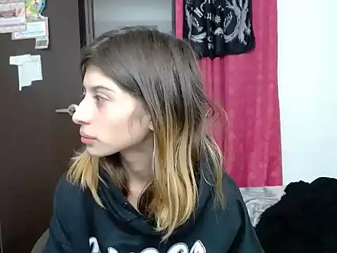 KratosAfroditacs online show from February 2026 02:46:01 PM