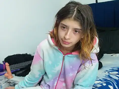 KratosAfroditacs online show from November 2025 05:19:02 AM