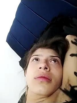 KratosAfroditacs online show from January 2026 12:54:02 PM