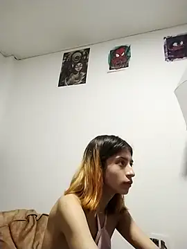 KratosAfroditacs online show from October 2025 01:37:02 AM