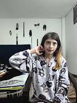 KratosAfroditacs online show from May 2026 03:49:02 AM