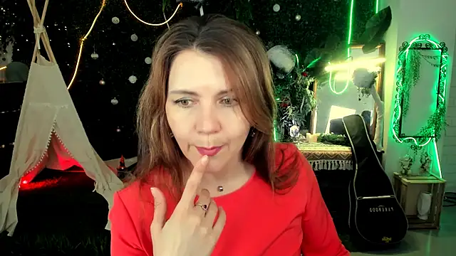 NicoleHitman online show from March 2026 01:12:01 PM