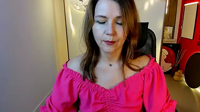 NicoleHitman online show from March 2026 05:04:01 PM