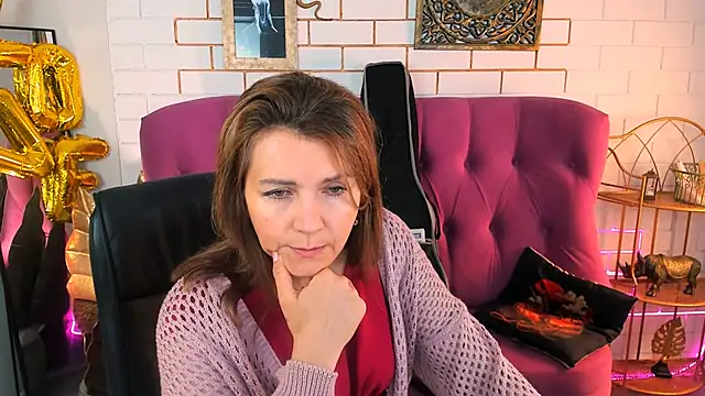 NicoleHitman online show from September 2025 05:19:02 AM