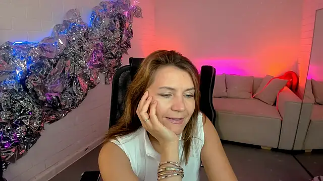 NicoleHitman online show from September 2025 05:13:01 AM