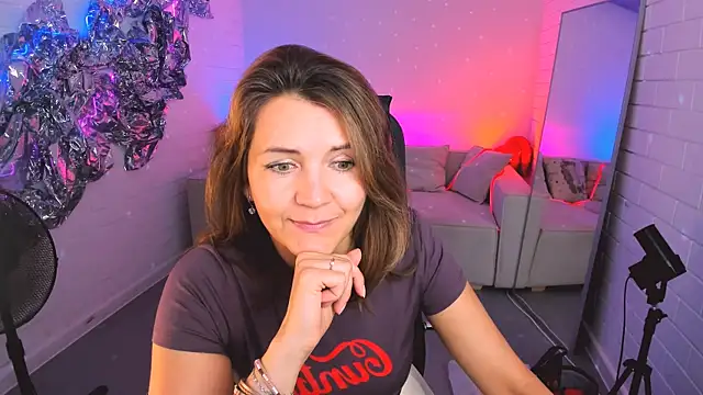 NicoleHitman online show from September 2025 09:26:02 AM