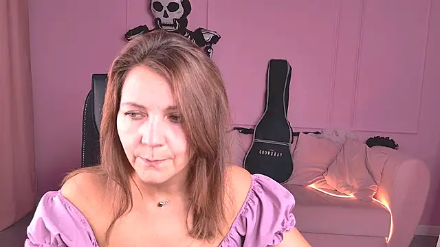 NicoleHitman online show from October 2025 09:29:01 AM