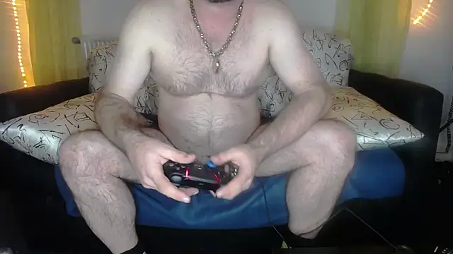 BiggedyBear online show from December 2025 02:22:02 AM
