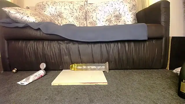 BiggedyBear online show from December 2025 11:18:01 PM
