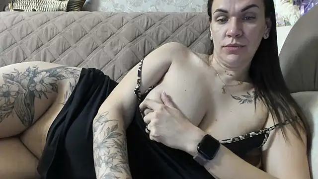Snapshot of Miss_Vici chatting on May 2026 07:30:01 PM Miss Vici online show from May 2026 07:30:01 PM